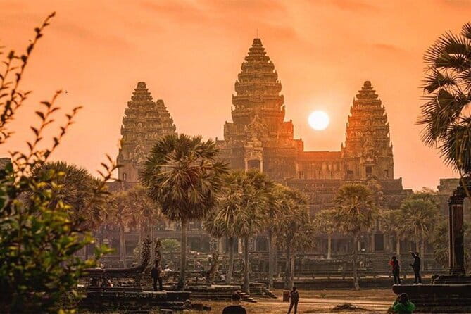 1-Day Angkor Wat Cycling Tour: Scenic Bike Adventure in Siem Reap - Ta Nei, a quiet forest stop