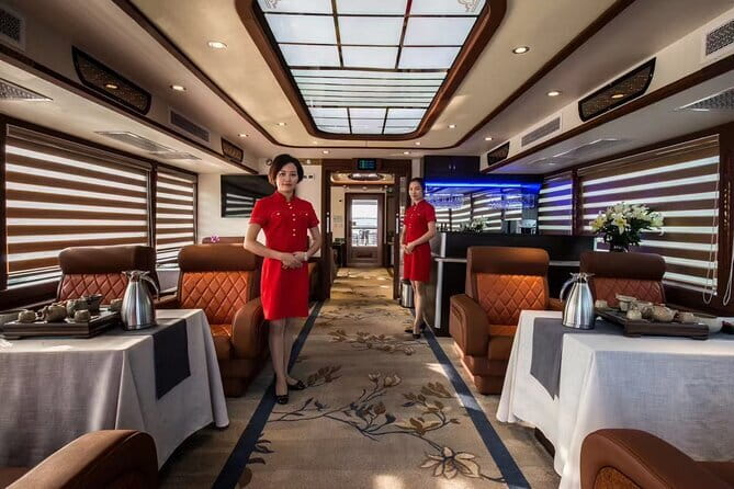 1-Day tour of Guilin-LiRiver cruise-Yangshuo Xianggong hill - Why the Li River is the heart of the day