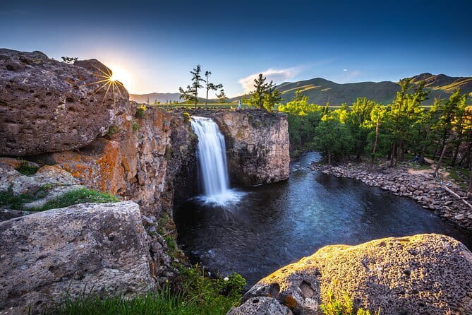 11 Day World Heritage Orkhon Valley National Park Cycling Tour - Days 1 and 2: Ulaanbaatar, Ugii Lake, and the little Gobi