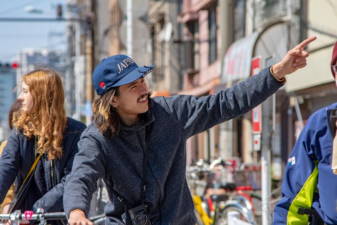 2.5 Hour-Guided Cycle Tour in the Central Tokyo - Watching traditional candy take shape