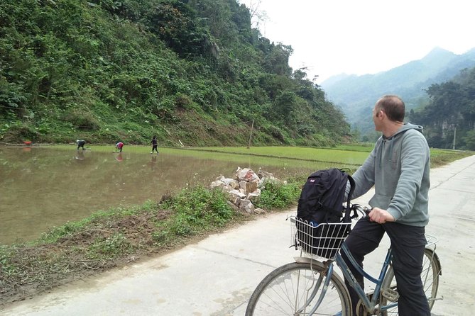 2-Day Ba Be Lake With Boat Trip, Swimming, Kayaking And Cycling - Dinner and a night in Pac Ngoi