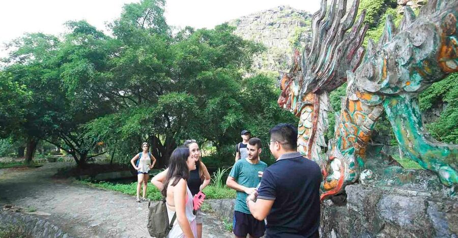 2 day Trang An - Mua cave - Cycling with Bungalow stay - Key points at a glance