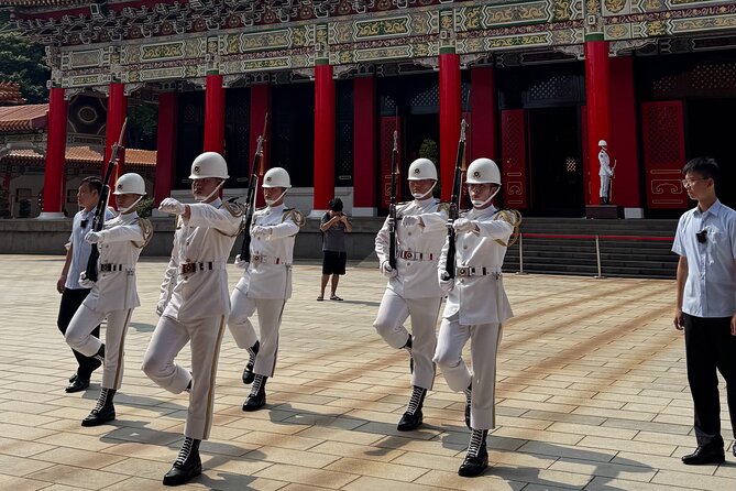 4 Hour Afternoon Cycling City Tour North with Snack - Tianma Tea House Ruins and Taiwan’s political past