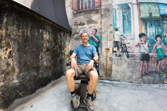 4-Hour Inspiring KL Cycling Tour - Bukit Bintang and the road to KLCC