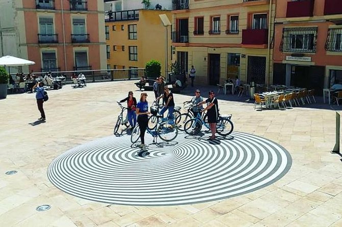 Alicante Private Bike Tour (min 2p) MEDIUM CYCLE LEVEL REQUIRED - Why cycling is a smart way to meet Alicante
