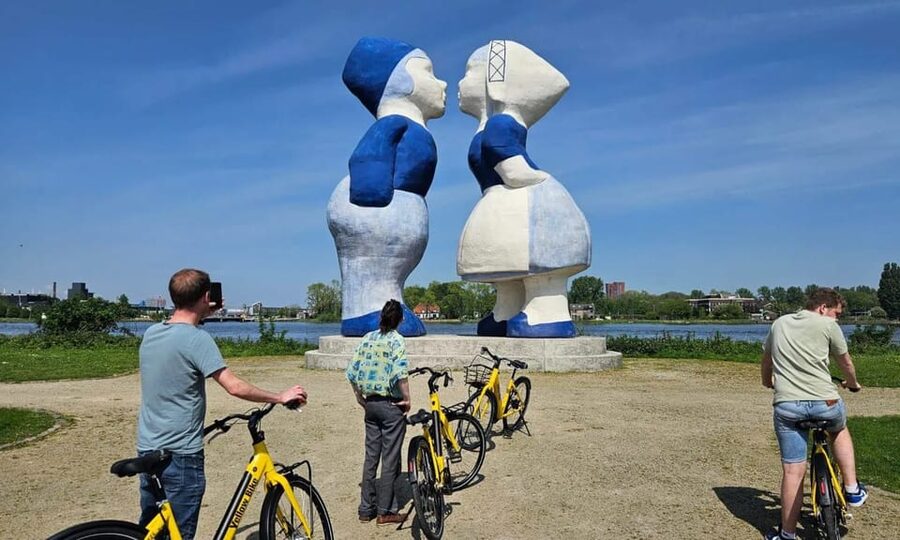 Amsterdam: Zaanse Schans E-Bike Tour with Windmills & Cheese - Why Cycle to Zaanse Schans Instead of Taking a Bus