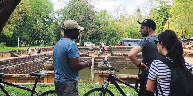 Anuradhapura: Private Half-Day Cycling Tour w/ Guide - Isurumuniya Temple and its carved stone stories