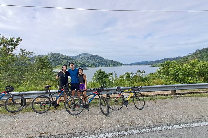 Backcountry Cycling - A gentle start through Malaysian kampongs