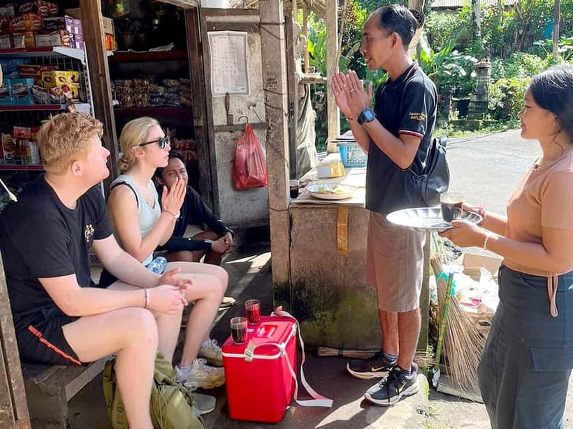Bali Bike Adventures: The Ultimate Cycling Through Paradise - What the Guide Adds to the Ride