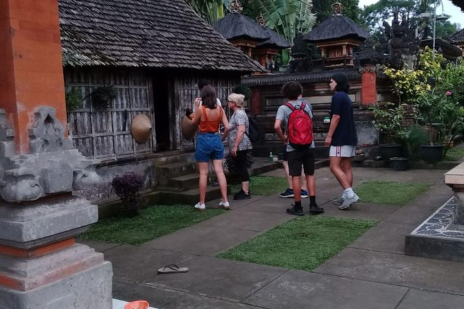 Bali Countryside Cycling Adventure - From Tegallalang terraces to a coffee tasting