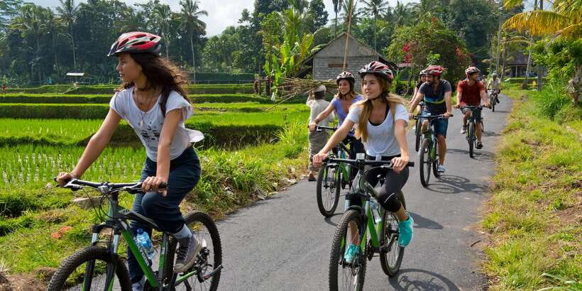Bali: Mount Batur Mountain Biking Adventure with Lunch - Lunch after the ride