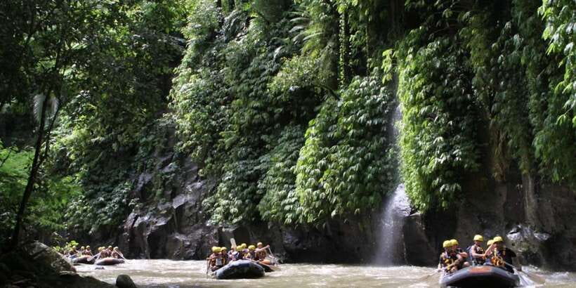 Bali: Mountain Bike Tour and River Rafting with Lunch - Cycling through temples, fields, and village lanes