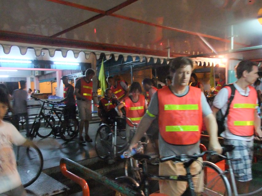 Bangkok by Night Cycling Tour with Street-food Meal - What the guides add to the ride
