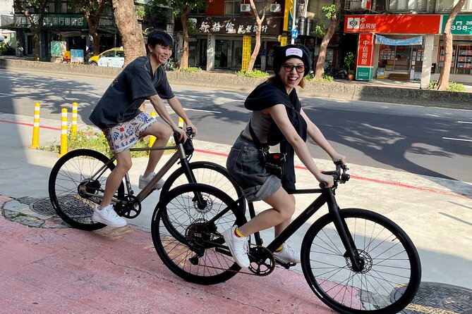 Best E-bike Cycling Tour in Taipei - Includes Local Food & Drinks - Lunch at Songshan Cultural and Creative Park