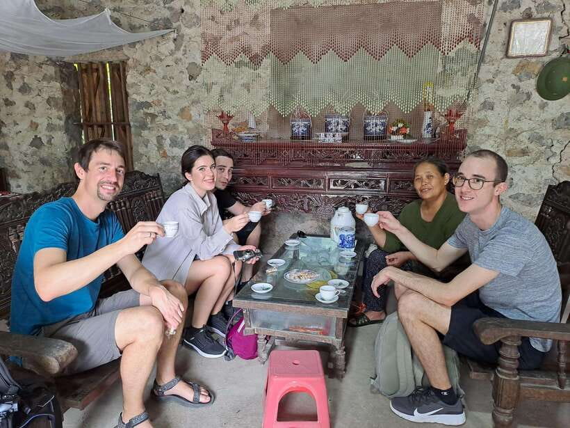 Best Ninh Binh Day Tour: Tam Coc - Hoa Lu - Lunch & Cycling - Hoa Lu and the temple of King Dinh