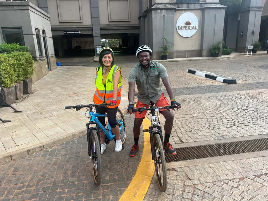BEST OF ENTEBBE BIKE CYCLING TOUR - Historic Entebbe Appears Between Everyday Stops