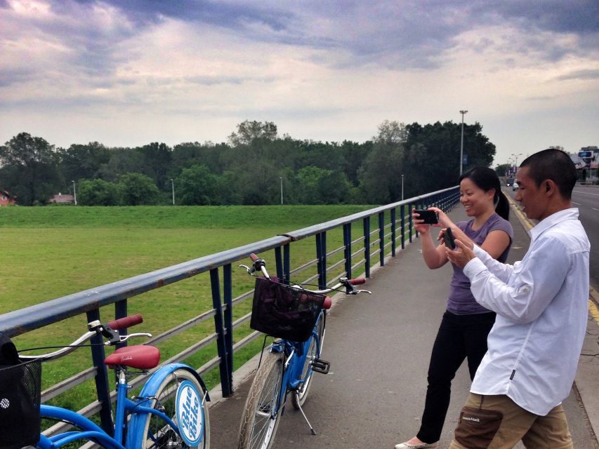 Best of Zagreb: 4-Hour Cycling Tour - Novi Zagreb and the city after Yugoslavia