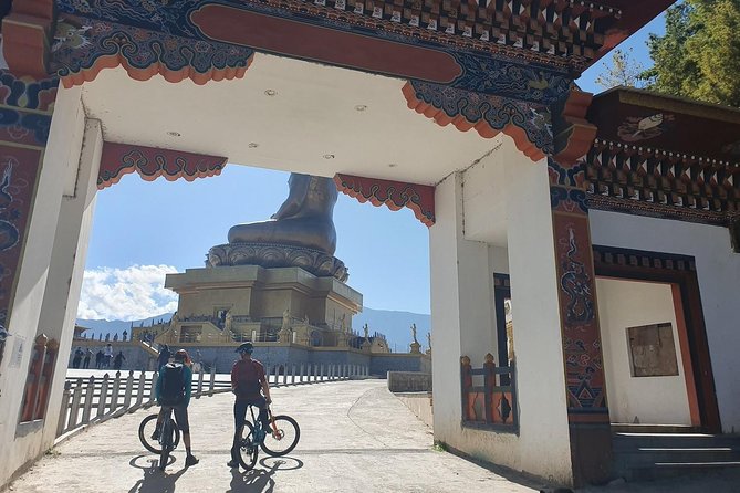 Bhutan Mountain Biking tour - Day 2: A scenic road into Thimphu