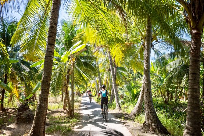 Bike And Boat Mekong Delta Cycling Tour - 7:30 am pickup and the ride out of Saigon