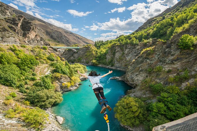 Bike & Wine Tour: Arrowtown to Valley of the Vines - What the $73.85 price really covers