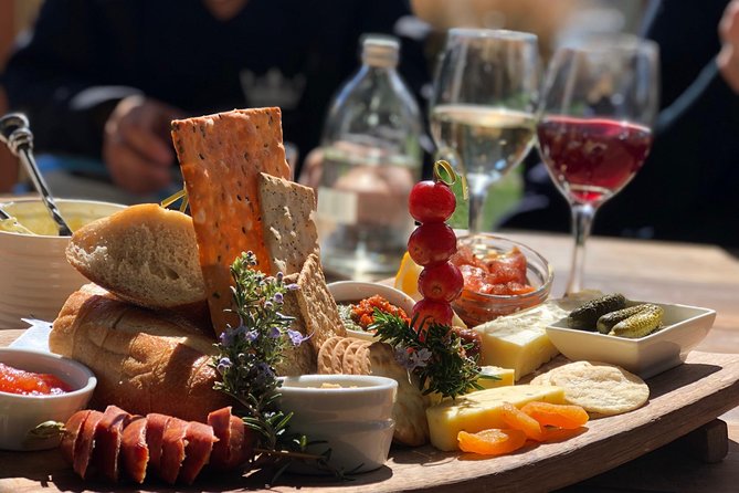 Bike & Wine Tour: Arrowtown to Valley of the Vines - Timing, weather, and practical details