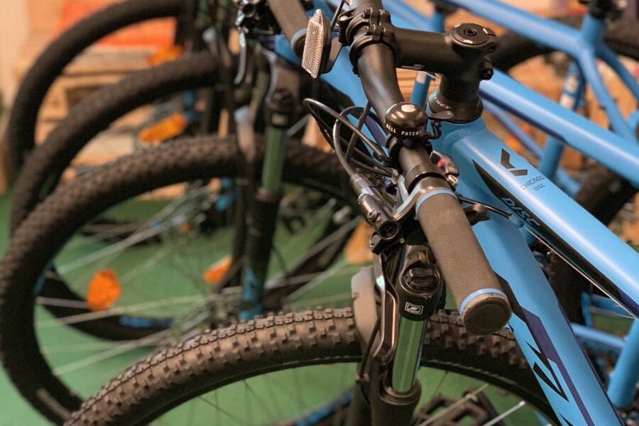 Bled: Mountain Bike Rental - Picking up the bike at Union bus station