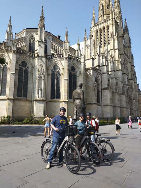 Bordeaux by Gravel Bike : Historic center & vineyards - Latresne and a family winery tasting