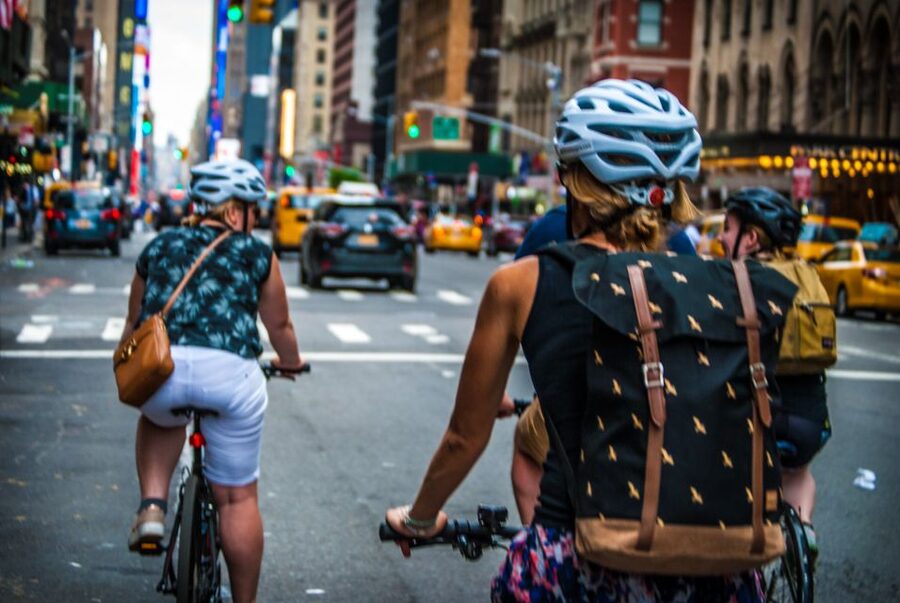 Brooklyn: Half-Day Cycling Tour - Navy Yard to Williamsburg, Greenpoint, and Bushwick