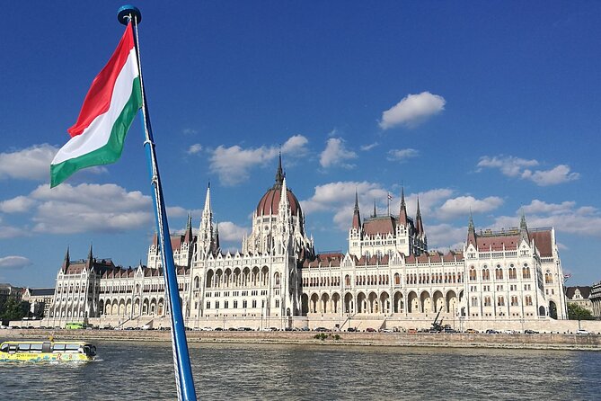 Budapest to Szentendre bike & boat tour - Riding into Szentendre
