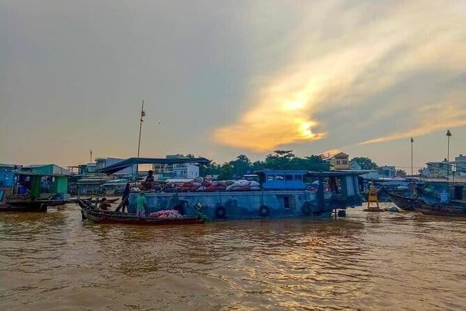 Cai Rang Floating Market Tour & Rural Cycling - Why Cai Rang is worth seeing early