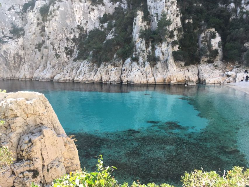 Calanques National Park: E-Mountain Bike with Virtual Guide - Starting beside the pool in Cassis
