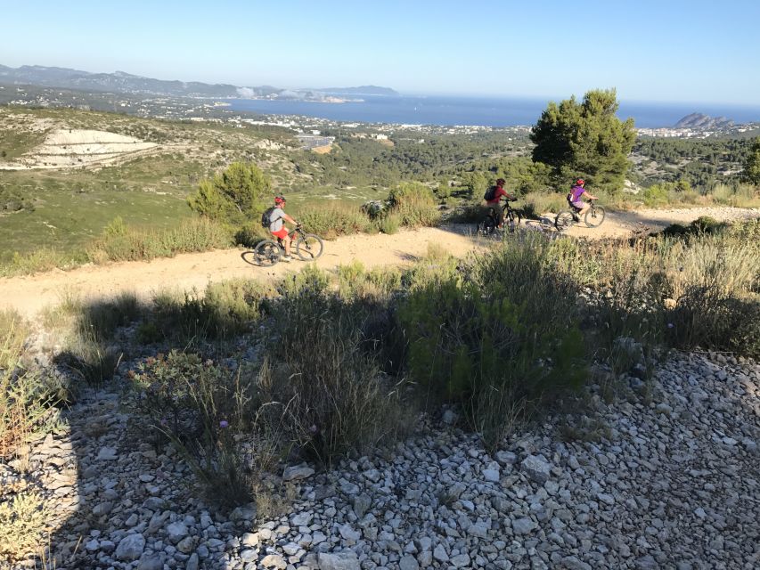 Calanques National Park: E-Mountain Bike with Virtual Guide - Getting used to the electric mountain bike