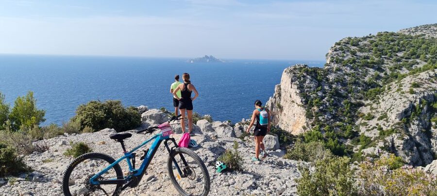 Calanques National Park: E-Mountain Bike with Virtual Guide - What happens if the forests close