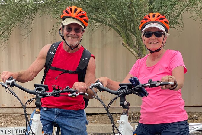 Camelback E-Bike & Hike Tour - 2.5 Hours - Quiet Streets and Paradise Valley’s Big Homes