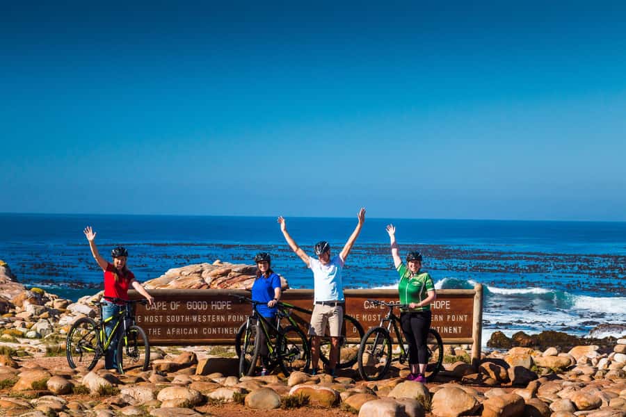 Cape Town: 9-hour Cape Point Private Guided Cycling Tour - Hotel Pickup and the Run Toward the Peninsula