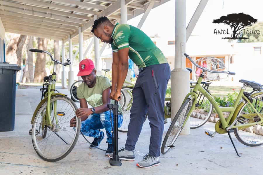 Cape Town: Cultural Cycling Tour - A Sunday church option