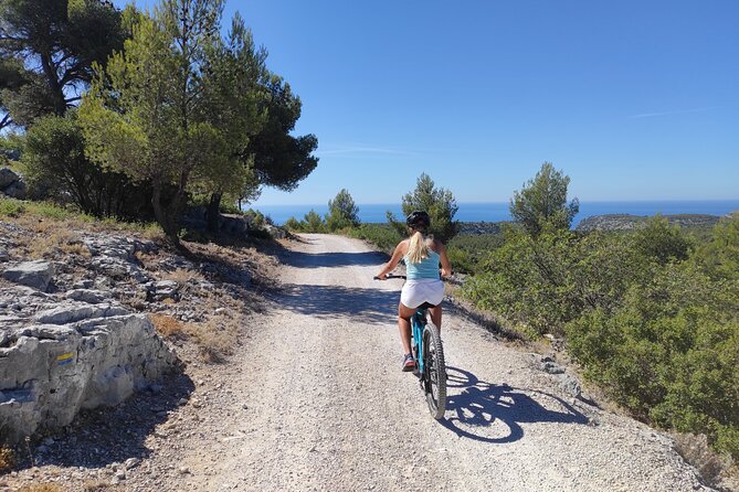Cassis National Park E-Mountain Bike Experience with Virtual Guide - Port-Miou and the coastal coves
