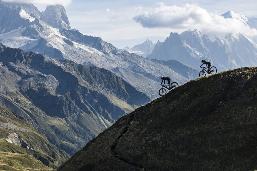 Chamonix, discovery of the valley by electric mountain bike - Should you book it?