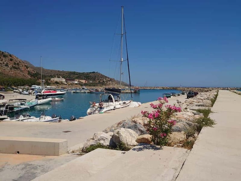 Chania E-Bike Adventure: Culture, Coastline & Olive Tasting - Maleme and the first taste of the coast