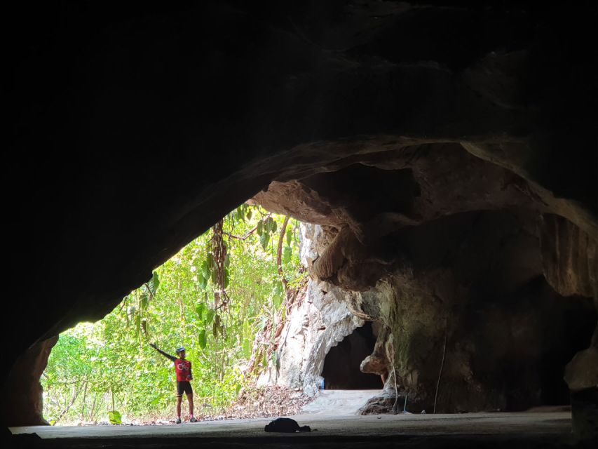 Chiang Mai: Boat Ride and Cycling Tour to Sticky Waterfall - Why the route to Sticky Waterfall is worth the effort