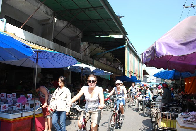 Chiang Mai City Culture Half-Day Cycling Tour - Riding Chiang Mai beyond the temple walls