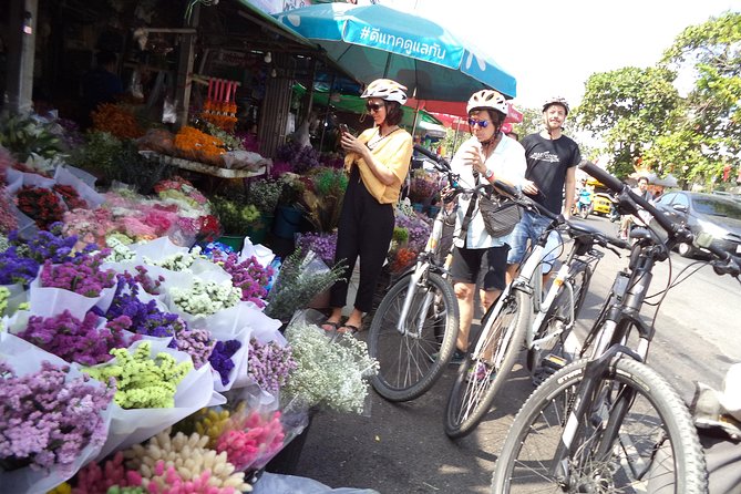 Chiang Mai City Culture Half-Day Cycling Tour - Wat Phra Singh, Chiang Mai’s principal temple stop