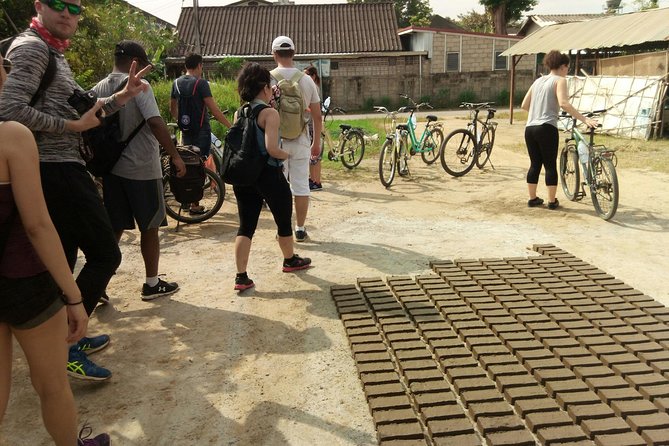 Chiang Mai Paradise Full-Day Cycling Adventure Tour - The old chedi and the return to town