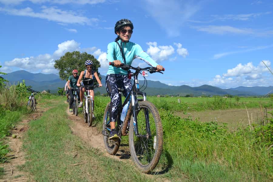 Chiang Mai: Sticky waterfall, lake kayak and cycling tour - How demanding is the whole day?