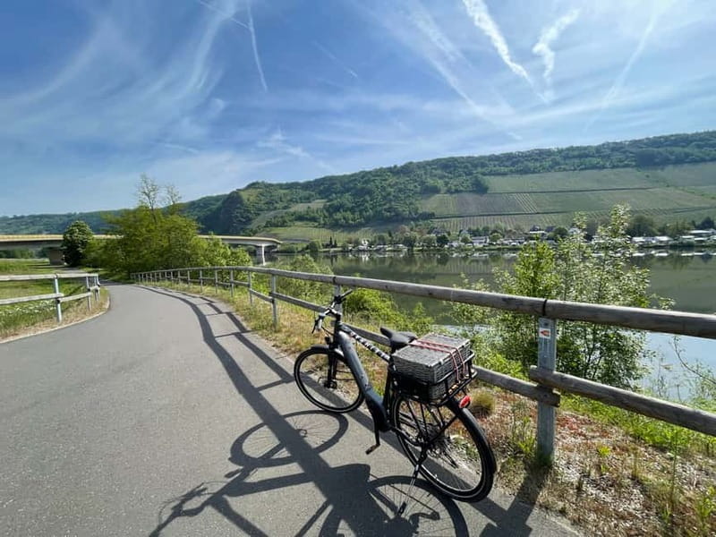 Cochem: Bike and Boat Tour with Picnic and Wine Tasting - Starting at Cochem’s KD Ticket Office