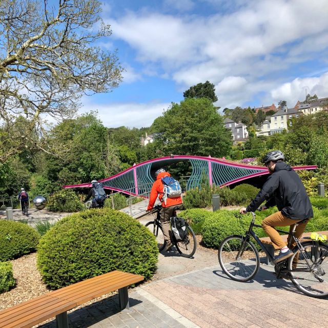 Cork: Cork City Cycle Tour - Regular Bike - Meeting beside Saint Patricks Quay