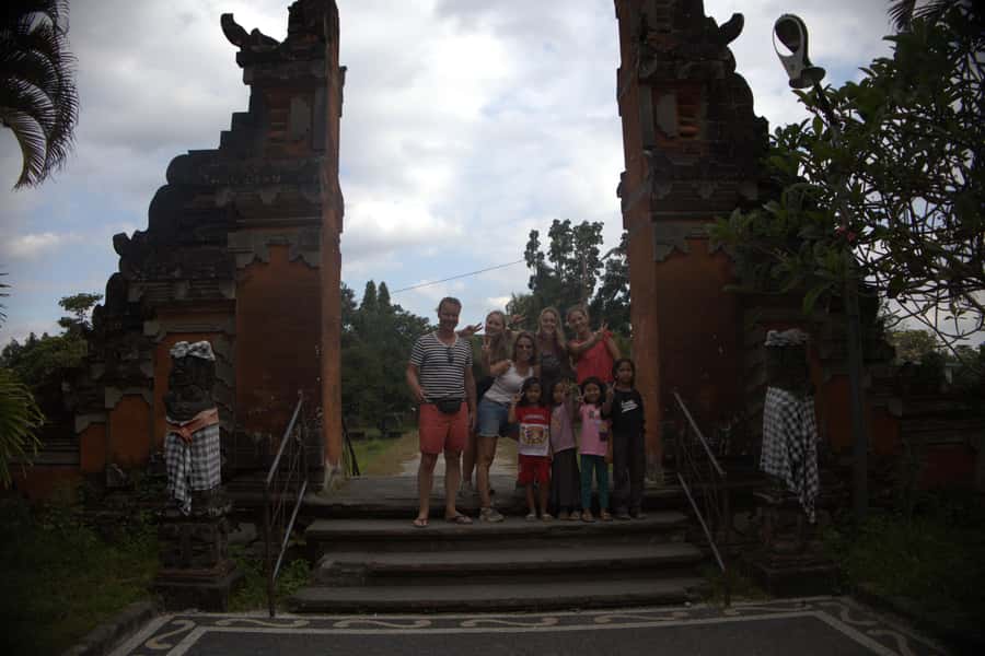 Countryside Bike Ride to Golong Village and Lingsar Temple - Who should book this ride?
