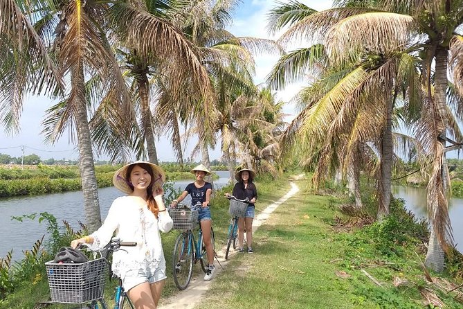 Countryside bike tour, basket boat and cooking class - Is $33 a good value?