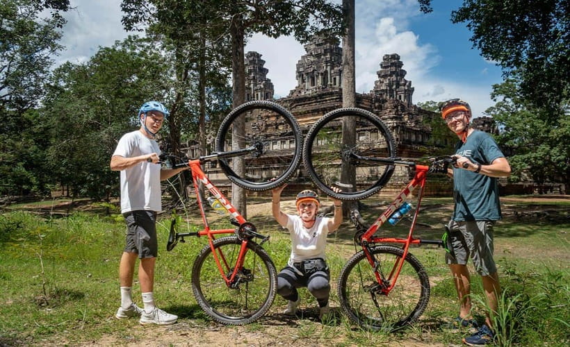 Cycle Angkor Backroad Bike Tour / E-Bike or Tuk Tuk - Key points at a glance