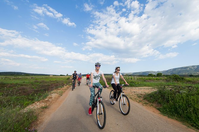 Cycle Hvar Tour - Vrboska brings the Adriatic close